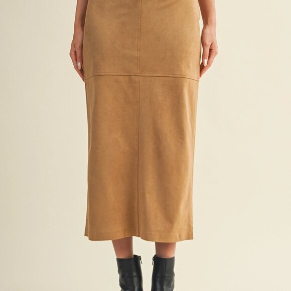 Krista Back Slit Tan Suede Skirt | Women's Midi | Trendy Fall and Winter Fashion - Picture 9 of 10